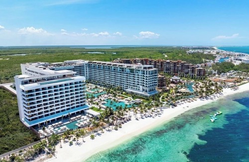 Cancun Resort | Hotel Mousai in Quintaroo, Cancun Contact me for availability!