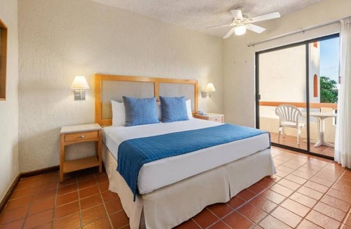 Campo de Golf Fonatur Hotel | Hotel ∙ Stunning 2BR Condo Near Las Palmas Park