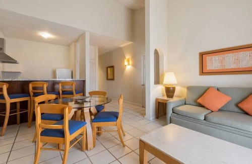 Campo de Golf Fonatur Hotel | Hotel ∙ Vibrant 1BR Suite in San José del Cabo