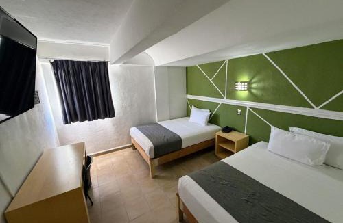 Leon Hotel | Hotel Nueva Zelanda