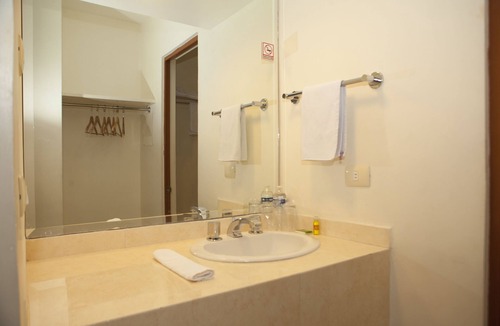 Ciudad Victoria Hotel | Hotel Paradise Inn