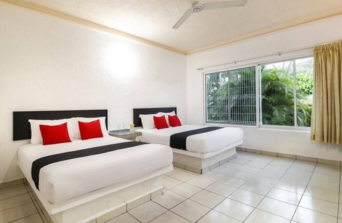 Manzanillo Hotel | Hotel Parotas Manzanillo