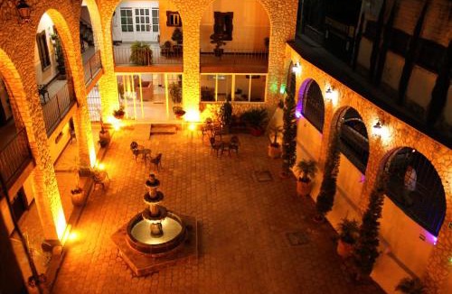 Bernal Hotel | Hotel Peña Florencia