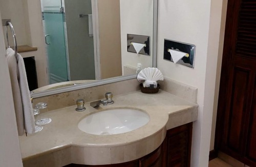 Ferrocarrilera Hotel | Hotel Playa Marina