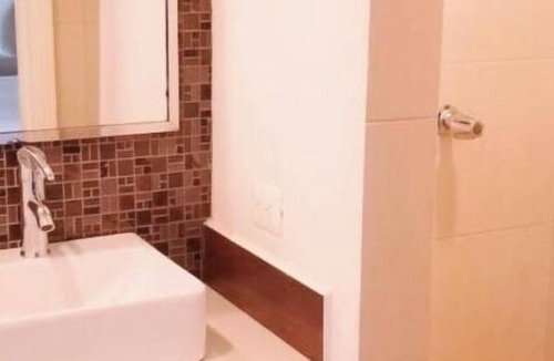 Avenida Revolucion Hotel | Hotel Quinta