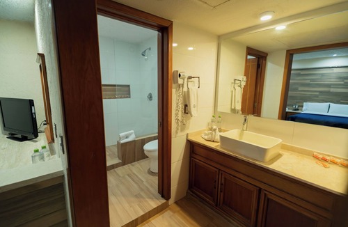 Downtown Guadalajara Hotel | Hotel Santiago de Compostela
