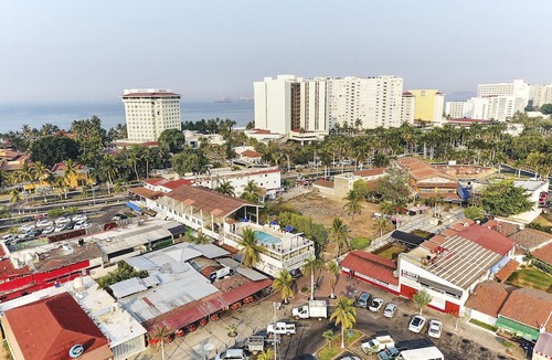 Ixtapa Hotel | Hotel Suites Ixtapa Plaza