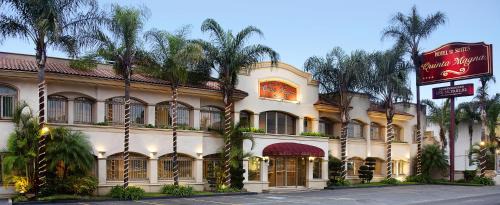 Zapopan Hotel | Hotel & Suites Quinta Magna