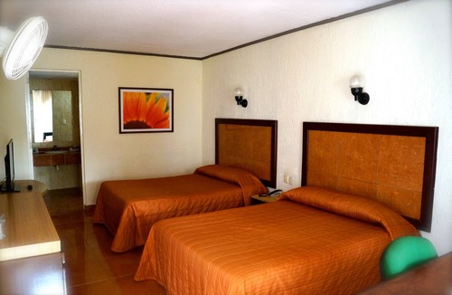 Morelia Hotel | Hotel & Suites Villa del Sol