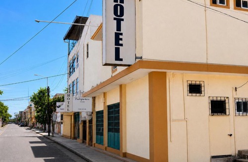 Villahermosa Hotel | Hotel Tulipanes