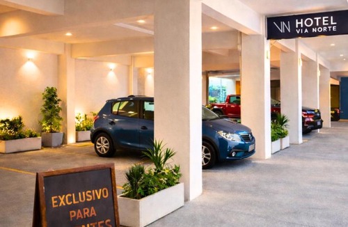 Tuxtla Gutierrez Hotel | Hotel Vía Norte Inn - Nuevo - Estacionamiento gratis - Ubicación estratégica