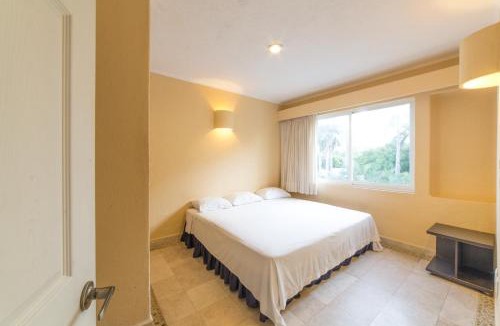 Granjas del Marques Apartment | Hotel Villamar Princesa Suites
