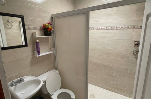 Tlaquepaque House | House in gated community, in Tlaquepaque. Next to Periferico Sur.