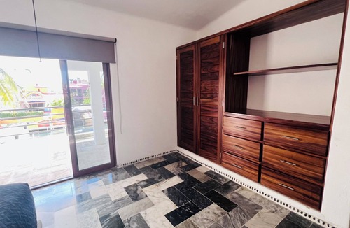 Barra de Navidad House | House in the 1st Canal Barra de Navidad with Pool and very close to town.Family.