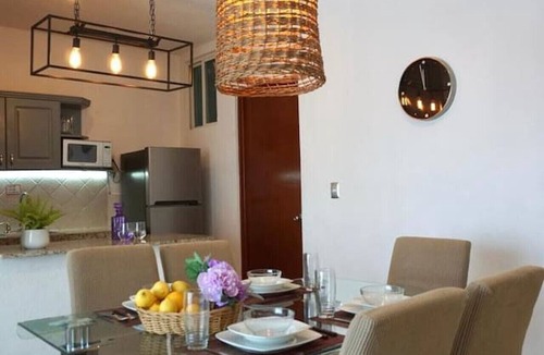Playacar Fase II Condo | House of the yellow bike/6 pax+REEF Beach Club