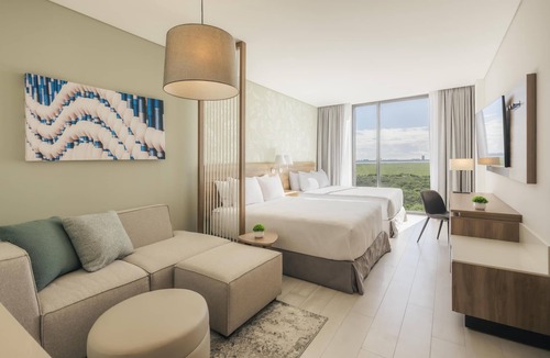 Alfredo V. Bonfil Hotel | Hyatt Place Cancun Airport