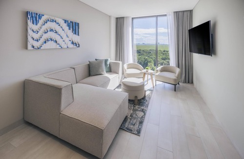 Alfredo V. Bonfil Hotel | Hyatt Place Cancun Airport