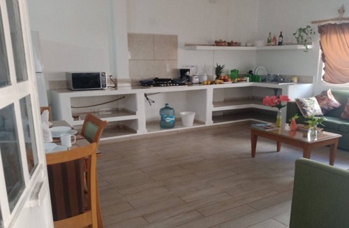 Alfredo V. Bonfil House | Iguana Apartment 10 meters from the pool