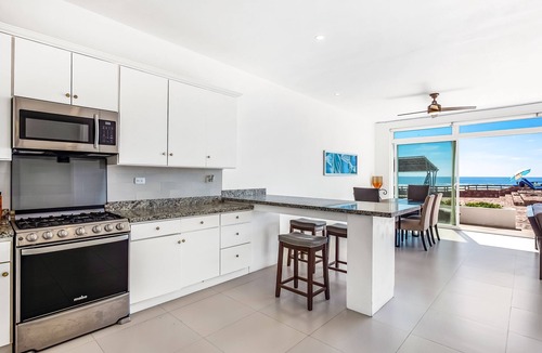 La Paloma Villa | Impressive dog-friendly villa with beach views, outdoor pool, patio, streaming