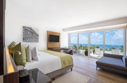 Punta Cancun Resort | InterContinental Presidente Cancun Resort by IHG