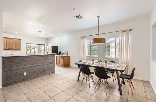 Alta Vista Estates House | Inviting, Clean & Cozy Retreat: Relax & Refresh in the Hot Tub or Play Sports!