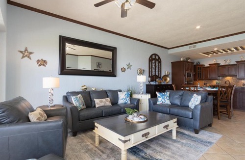 Bella Vista House | It's All Good Getaway Oceanfront Condo Great For Families