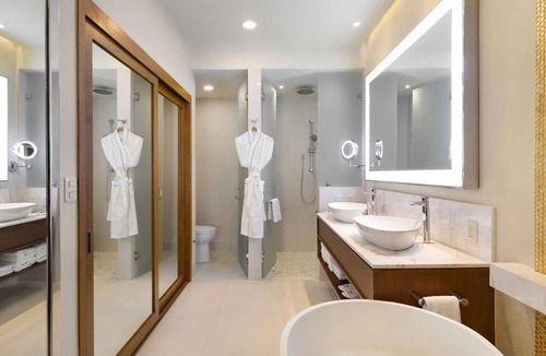 San Jose del Cabo Hotel | Jan 30 2025-Feb 6 2025 Stay at Cabo's Newest OceanFront property with Lazy River