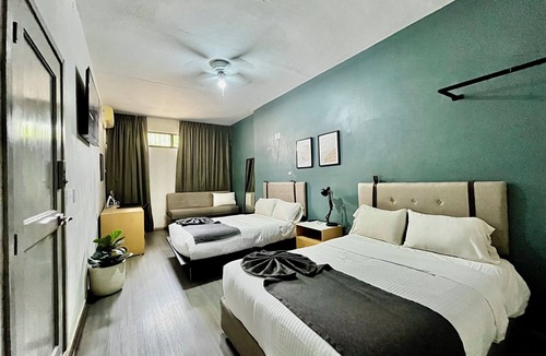 Americana Hotel | Jazz & Stay