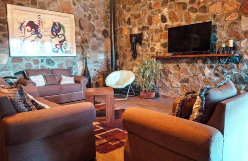 El Triunfo House | Jimmy & Yudy's place