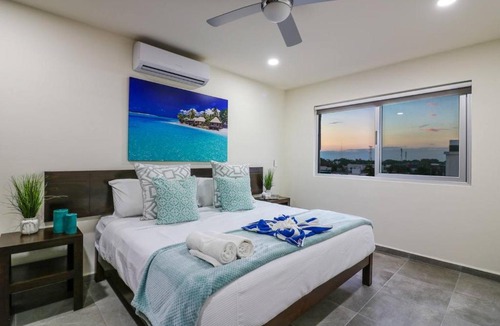 Tohoku Apartment | Joint 4BR Penthouse Rooftop pool Wifi/AC Sleep 14!