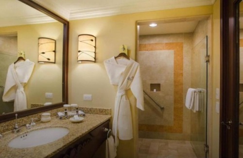 Los Cabos Resort | Junior Suite - Sunset Beach Resort & Spa in Pleasant Cabo San Lucas