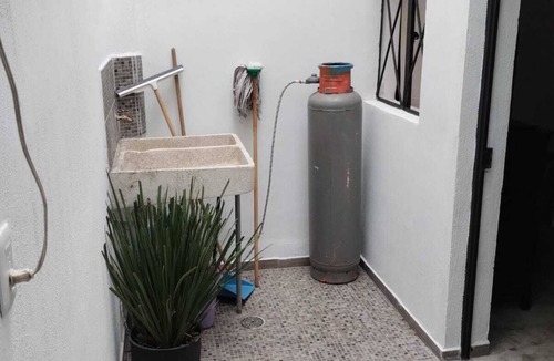 Guadalajara Apartment | Just a 15 min walk from the metro that takes you in 10 min to the center of GDL