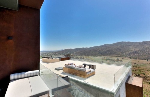 Valle de Guadalupe Villa | Kasa Kefi, Luxurious Vineyard Oasis in Kasa Kava Valle d Guadalupe