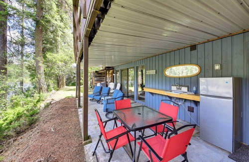 Kettle Falls Apartment | Kettle River Retreat w/Grill + Outdoor Shower