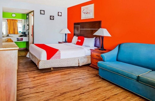 Ridgecrest Apartment | King Bed|Smoking|Ridgecrest CA