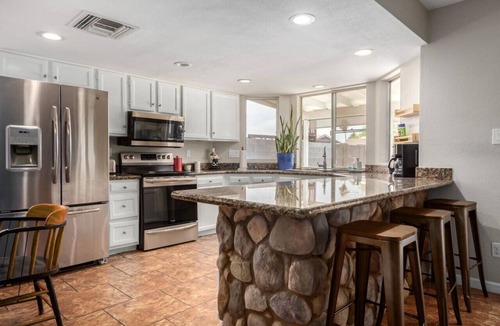 Deer Valley House | kingbed+divingpool+firepit, near tsmc, mayo clinic, deer valley airport