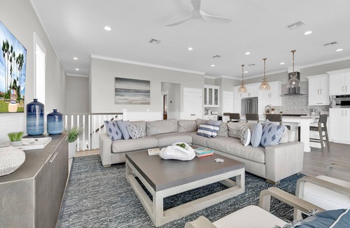 The Shores House | "Kite 1" New custom home Bay Views, Private pool & Hot tub, Sleeps 8