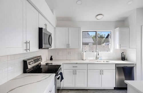 Glendale House | Krall · Newly Renovated Home Near Stadium 8 min