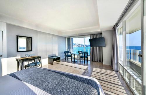 Costera Acapulco Hotel | Krystal Beach Acapulco