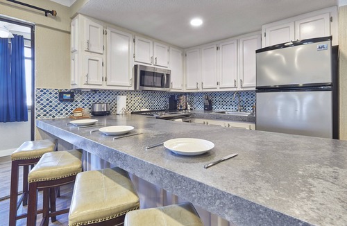 El Medano Ejidal Resort | La Mansión Penthouse at Marina Sol Resort in Cabo -1 1/2 block walk to the Beach