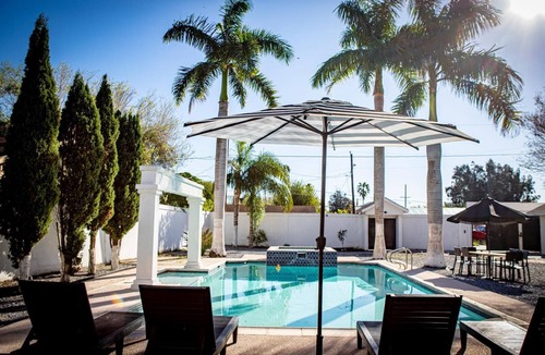 Brownsville Villa | La Mansion l Pool & Jacuzzi l Theater l Game Room lTable Tennis