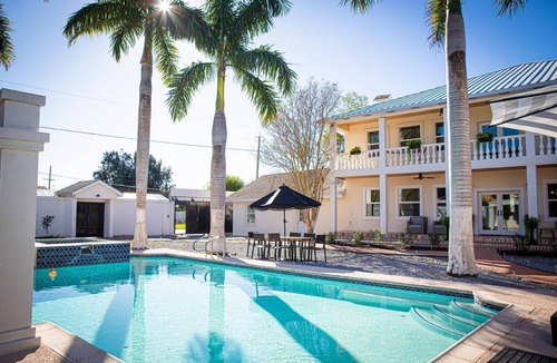 Brownsville Villa | La Mansion l Pool & Jacuzzi l Theater l Game Room lTable Tennis