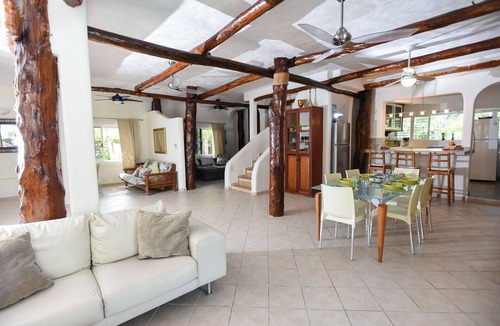 Puerto Morelos Villa | LA PALAPA AT BLUE IVY HI SPEED FIBER OPTIC INTERNET FULLY AIRCONDITIONED