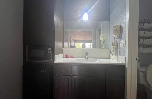 Brownsville Hotel | La Posada Inn By OYO Brownsville