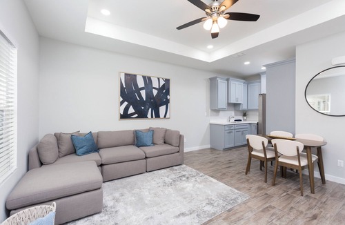 Mission Apartment | La Querencia on Zinnia w/Fast Wifi & dedicated work space - Pet Friendly!