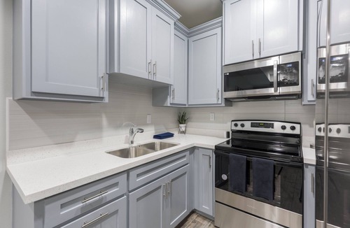 Mission Apartment | La Querencia on Zinnia w/Fast Wifi & dedicated work space - Pet Friendly!