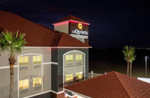 Raymondville Hotel | La Quinta Inn Suites by Wyndham Raymondville Harlingen