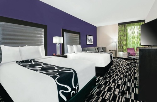 McAllen Hotel | La Quinta Inn & Suites by Wyndham McAllen Convention Center