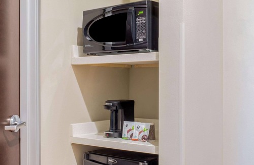 McAllen Hotel | La Quinta Inn & Suites by Wyndham McAllen Convention Center