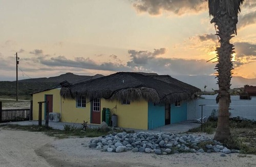 Buenavista House | La Ribera Casita with Beach Access